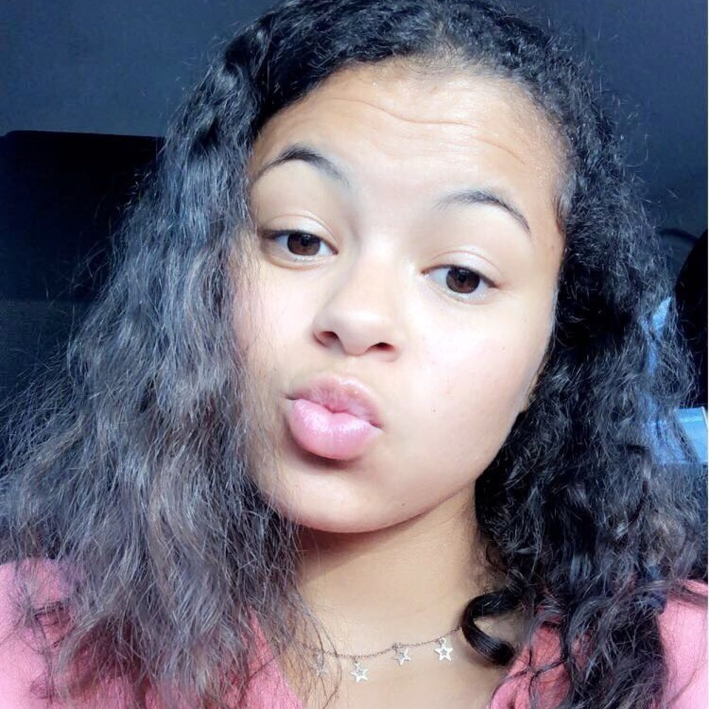 Meet your Posher, Angelina